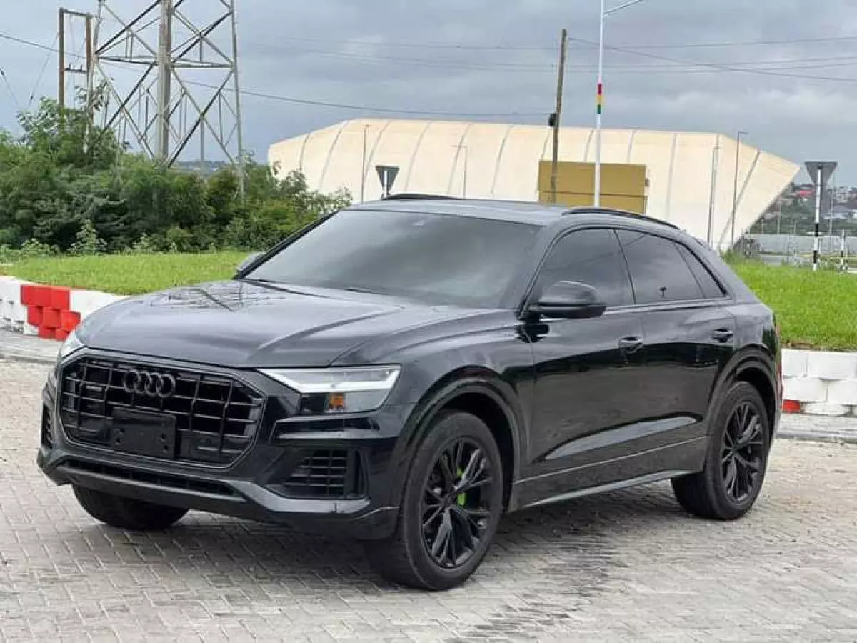 Audi Q8   - 2020