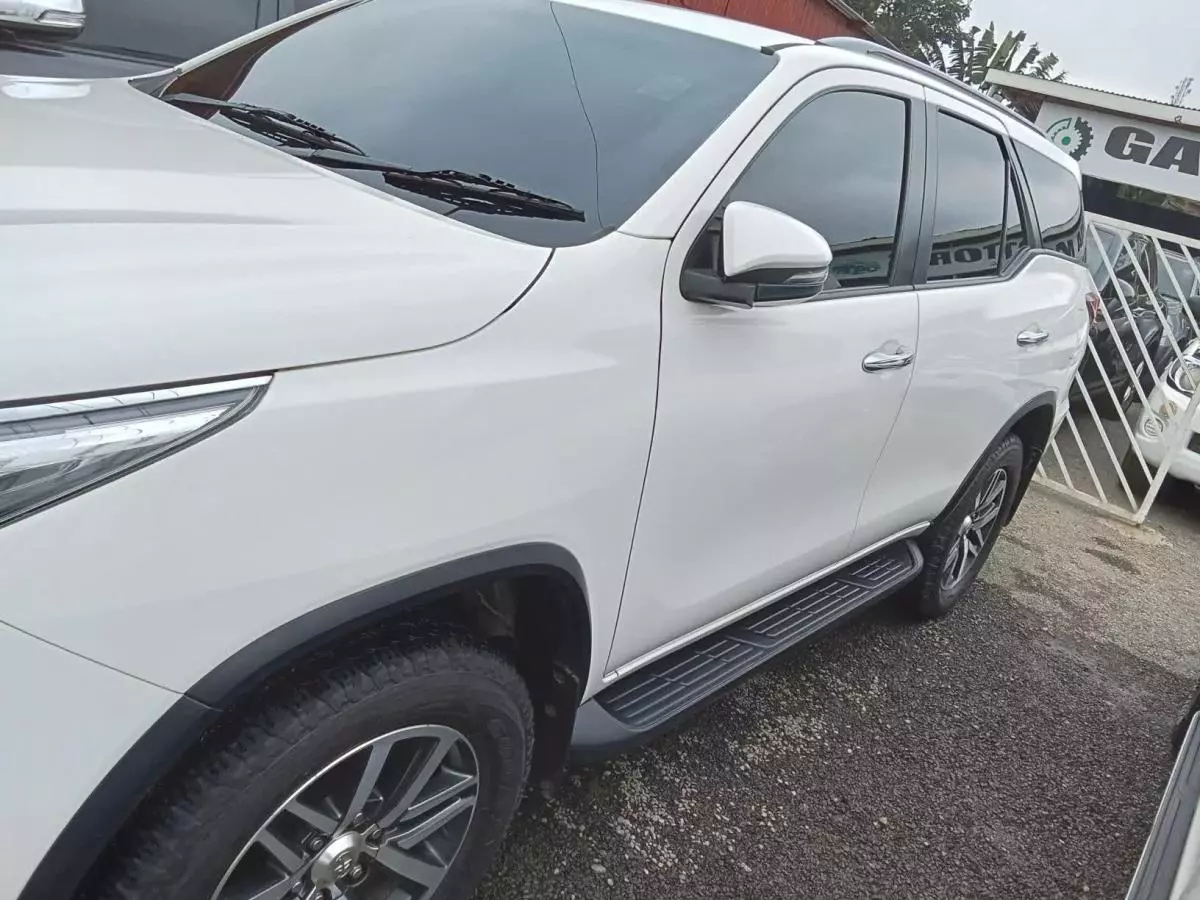 Toyota Fortuner   - 2018