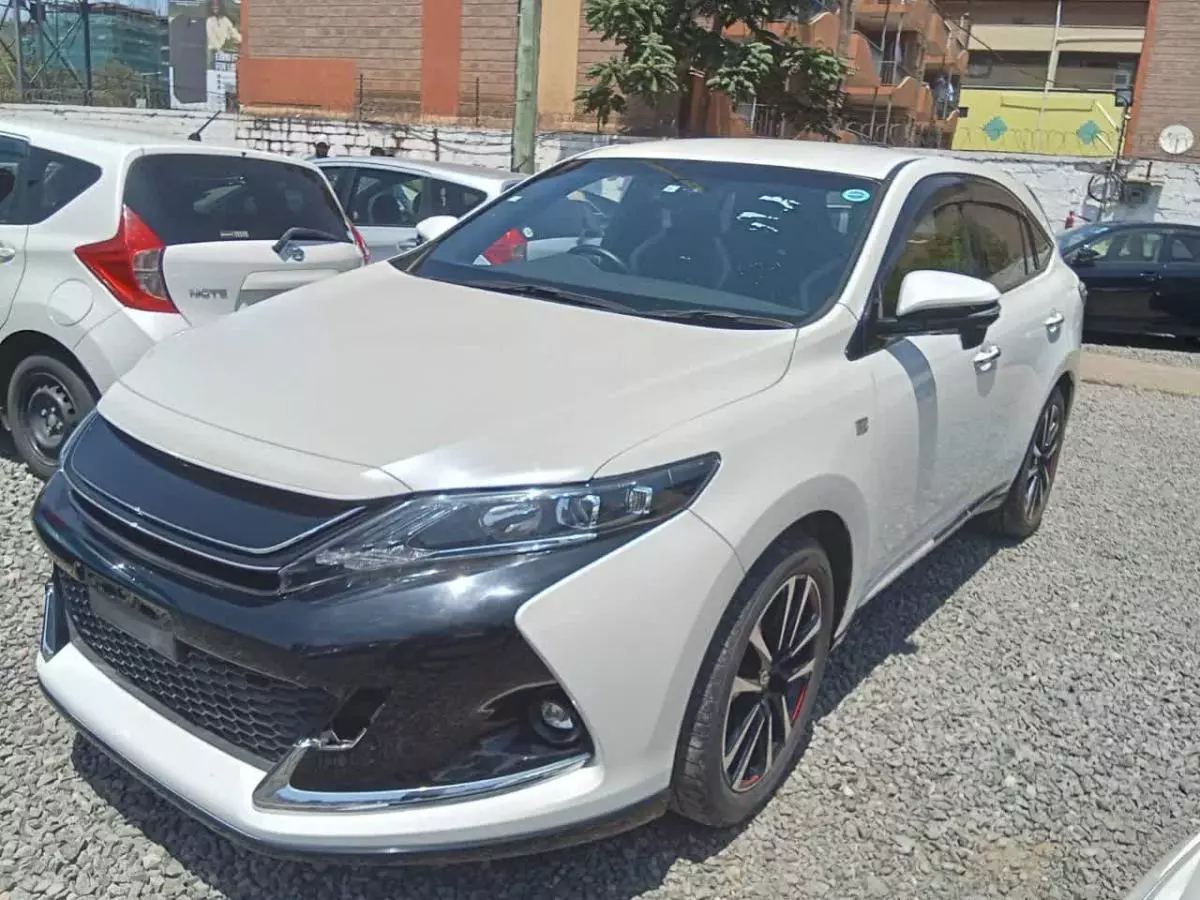 Toyota Harrier GS   - 2018
