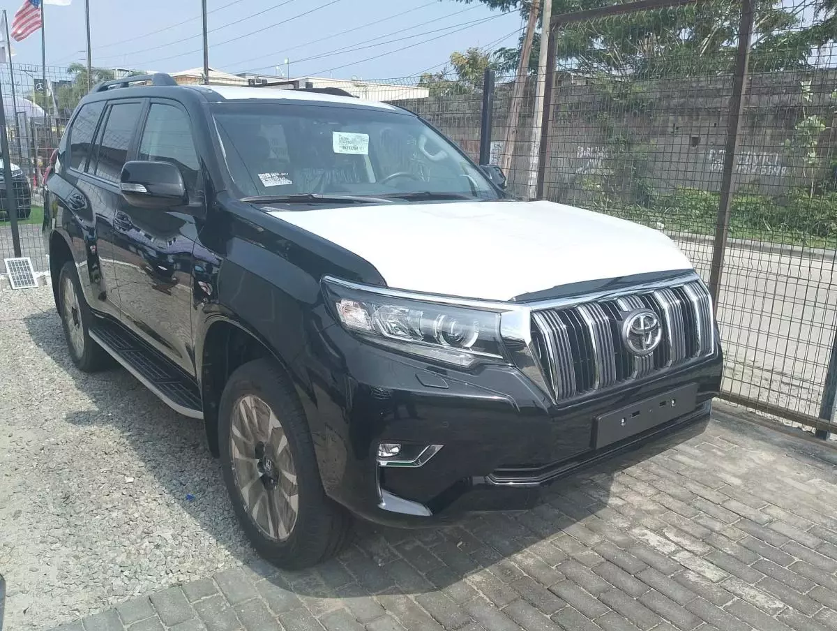 Toyota Landcruiser Prado   - 2022