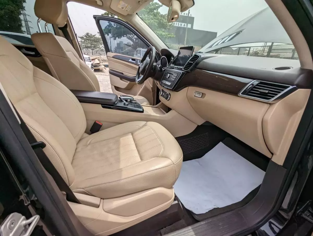 Mercedes-Benz GLE 350 - 2017