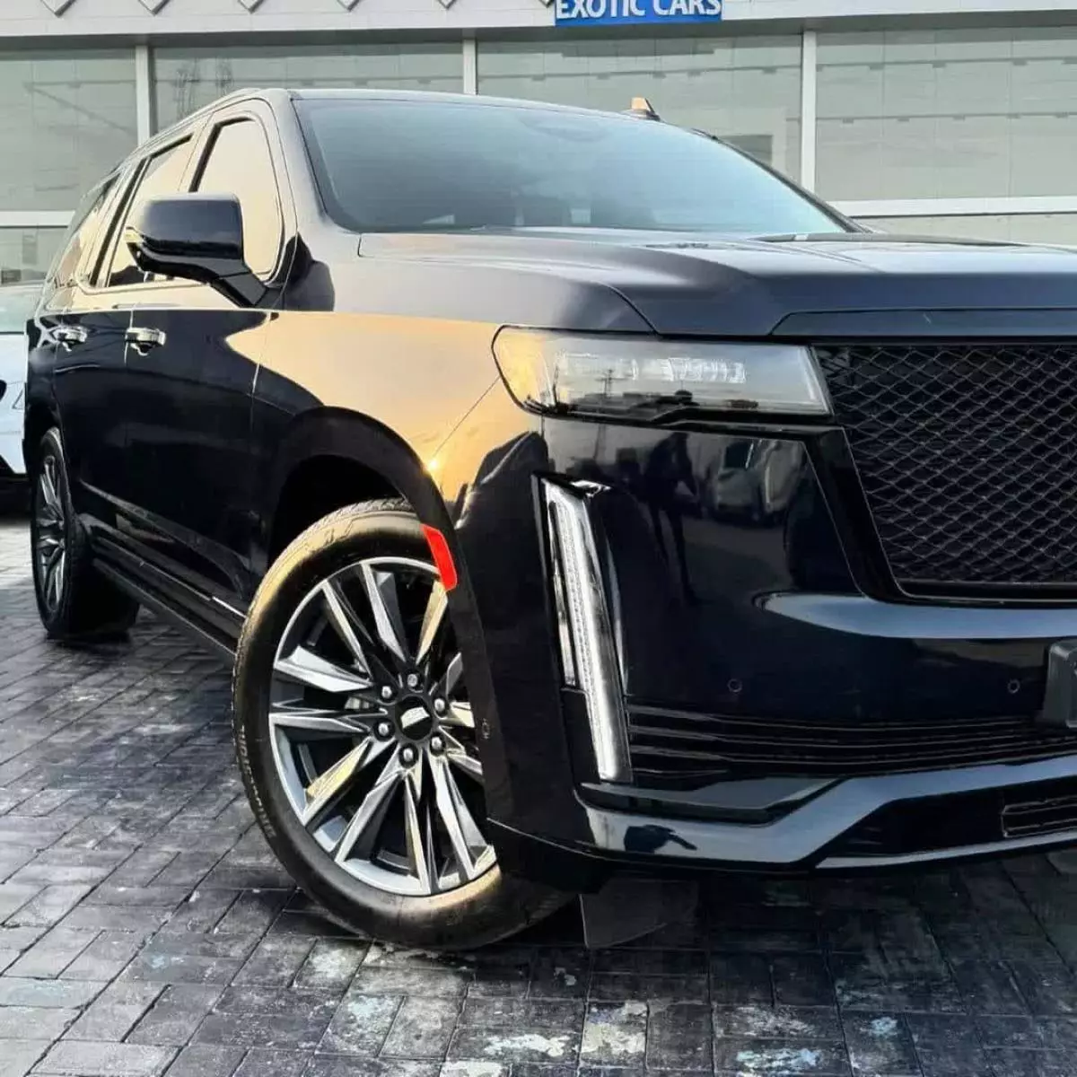 Cadillac Escalade   - 2022