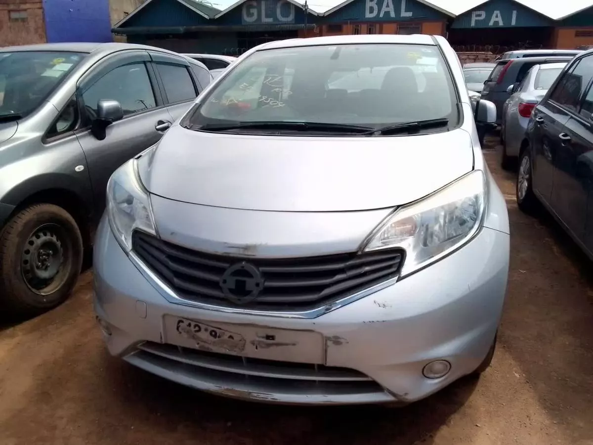 Nissan Note - 2010