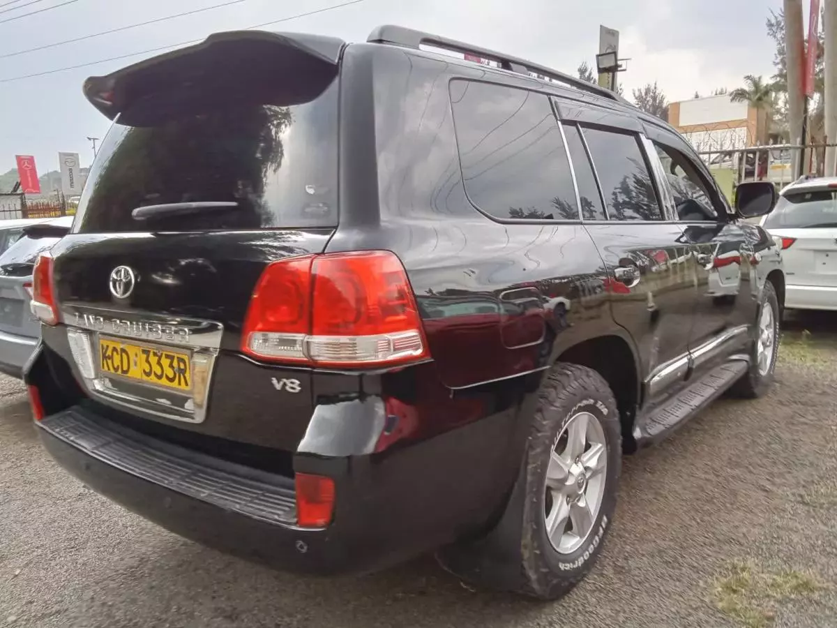 Toyota Landcruiser Vx V8    - 2009