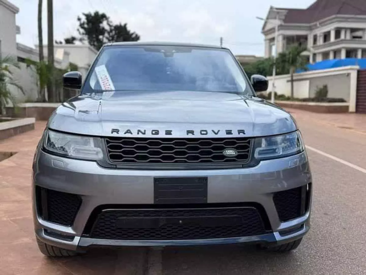 Land Rover Range Rover Sport   - 2021