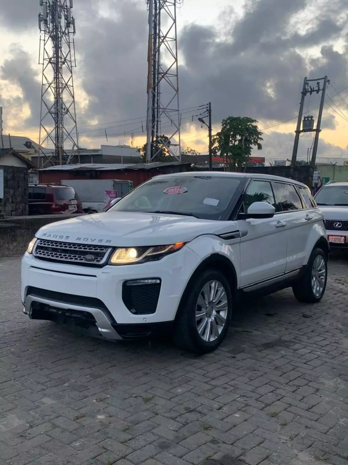 Land Rover Range Rover Evoque   - 2016