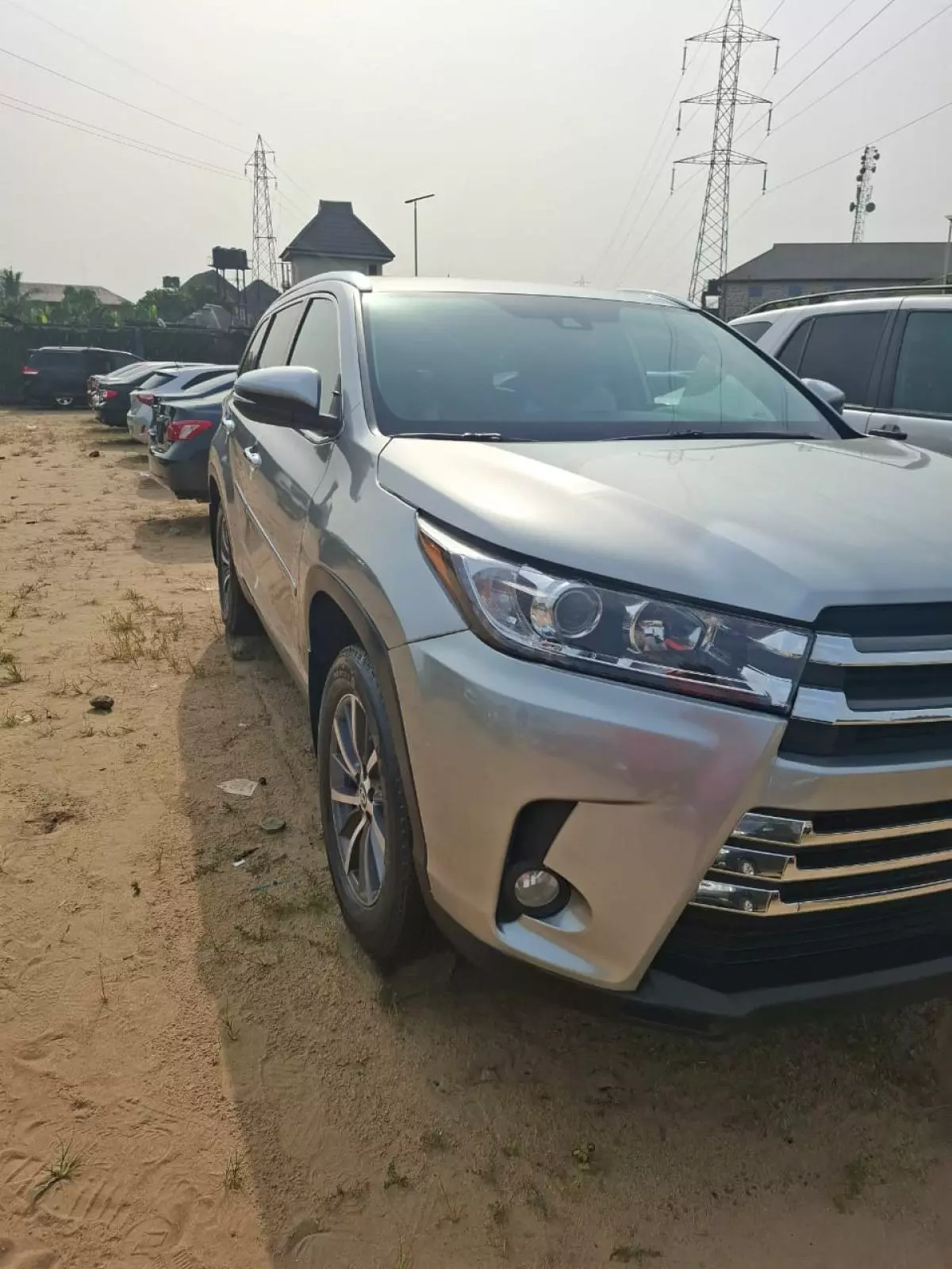 Toyota Highlander   - 2019