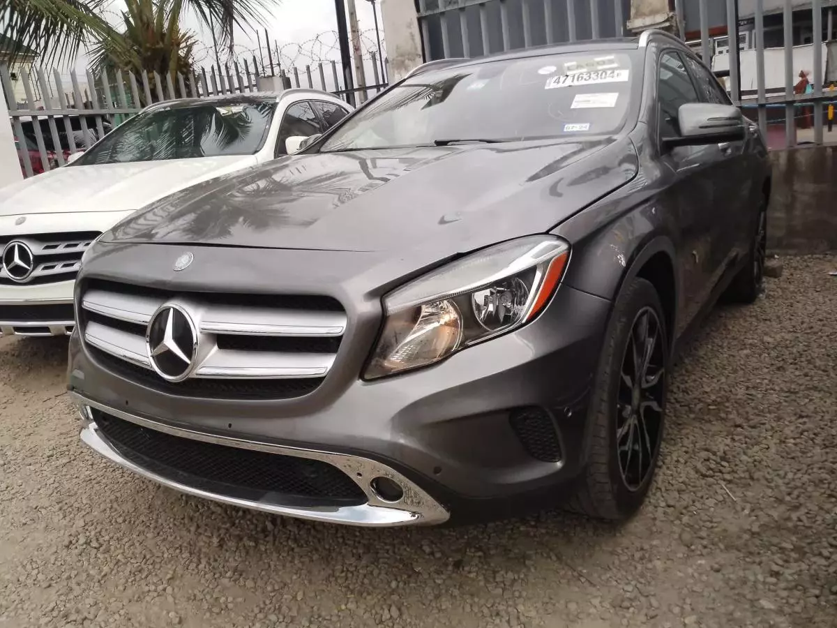 Mercedes-Benz GLA 250   - 2015