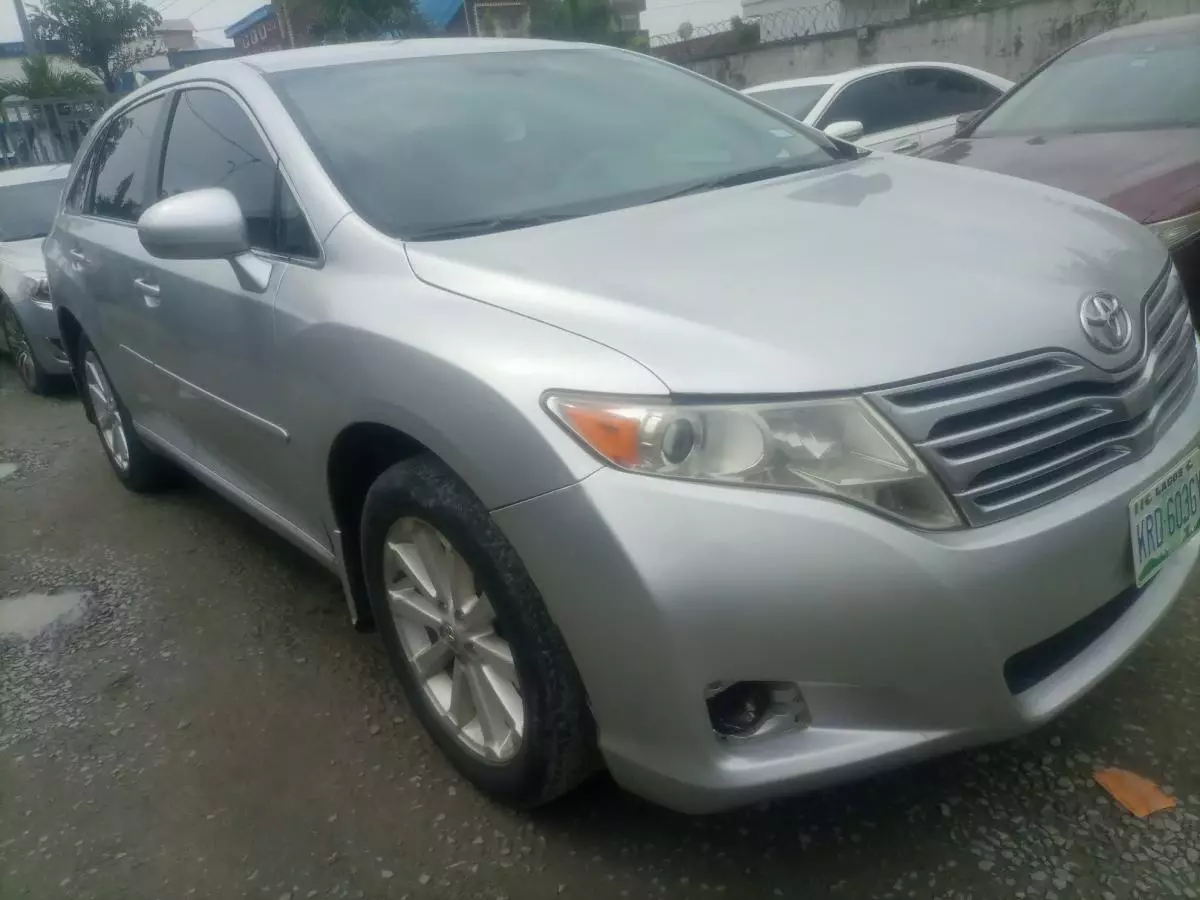 Toyota Venza   - 2009