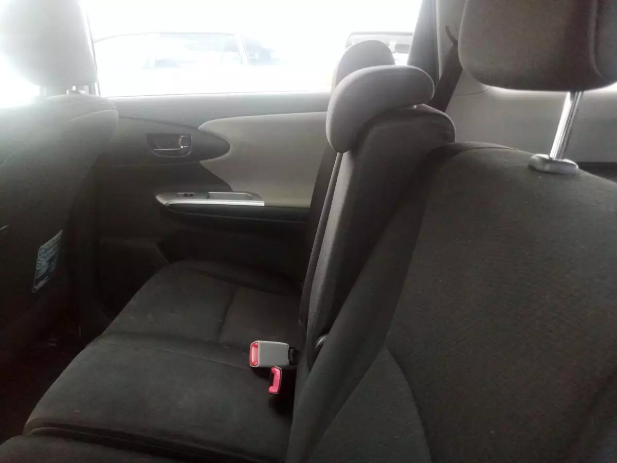 Toyota Wish   - 2010