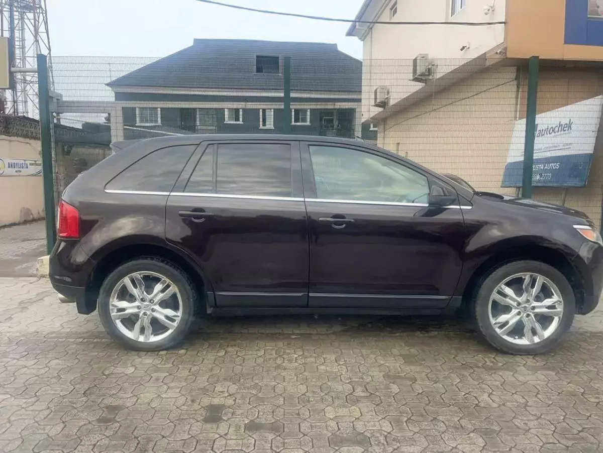 Ford Edge - 2013