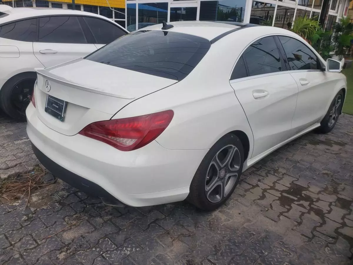 Mercedes-Benz CLA 250   - 2014