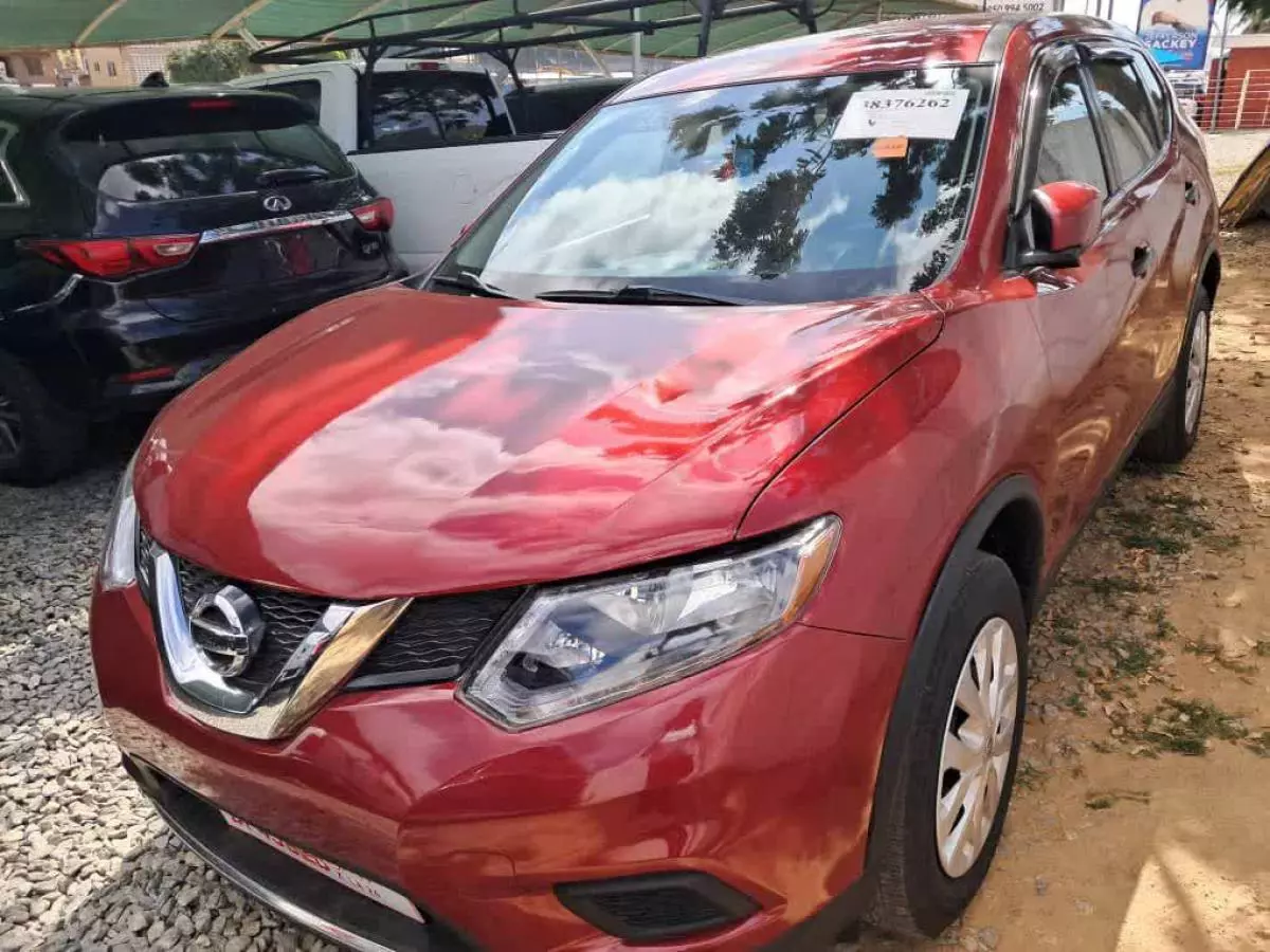 Nissan Rogue   - 2016