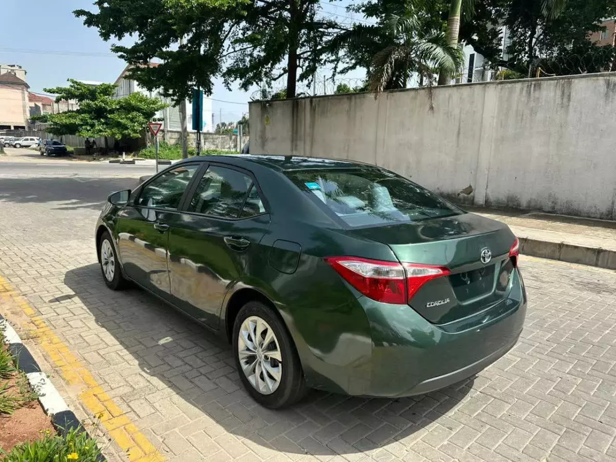 Toyota Corolla   - 2015