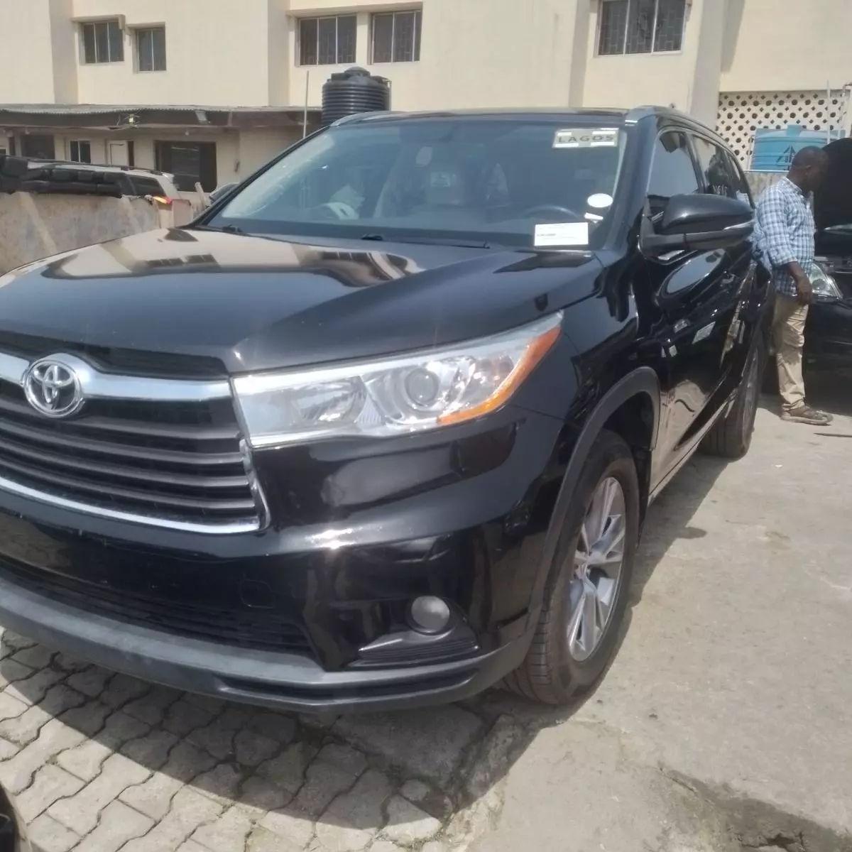 Toyota Highlander   - 2014