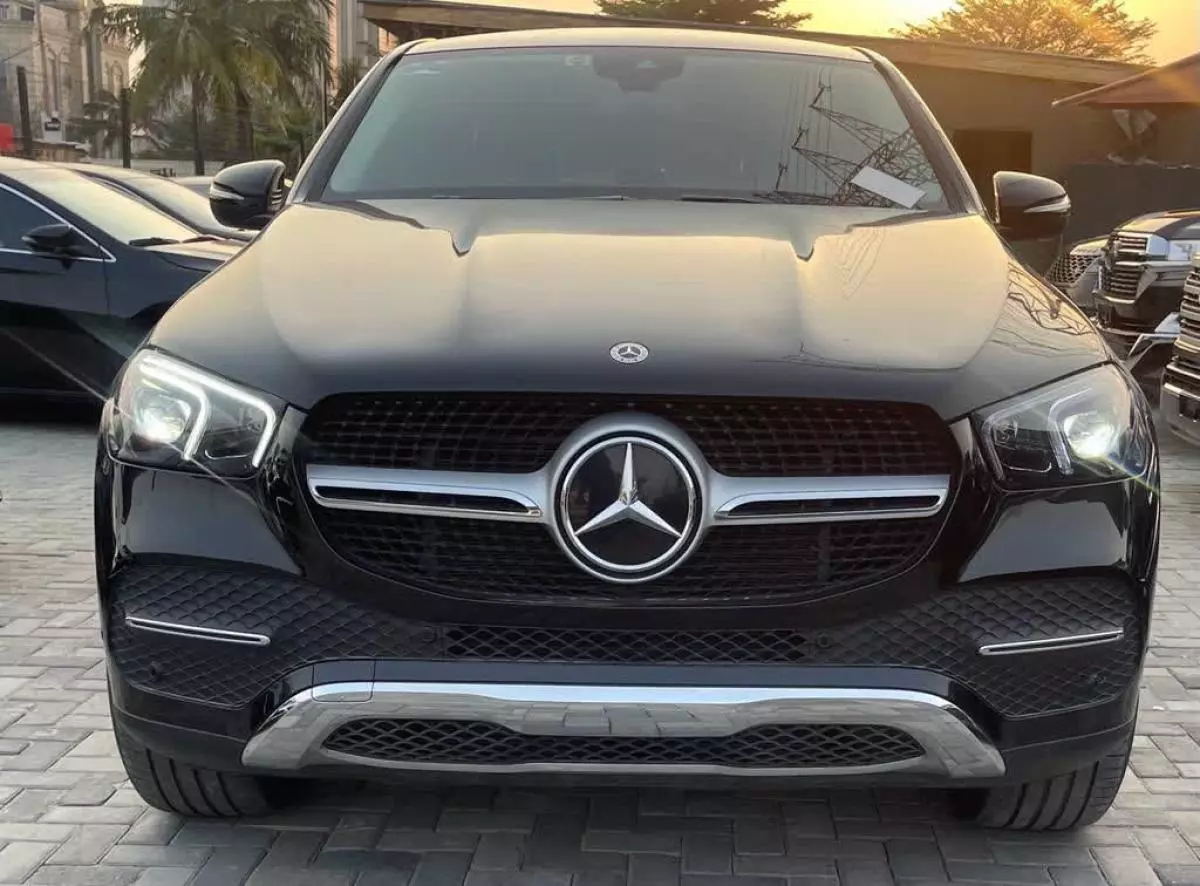 Mercedes-Benz GLE 450 - 2021
