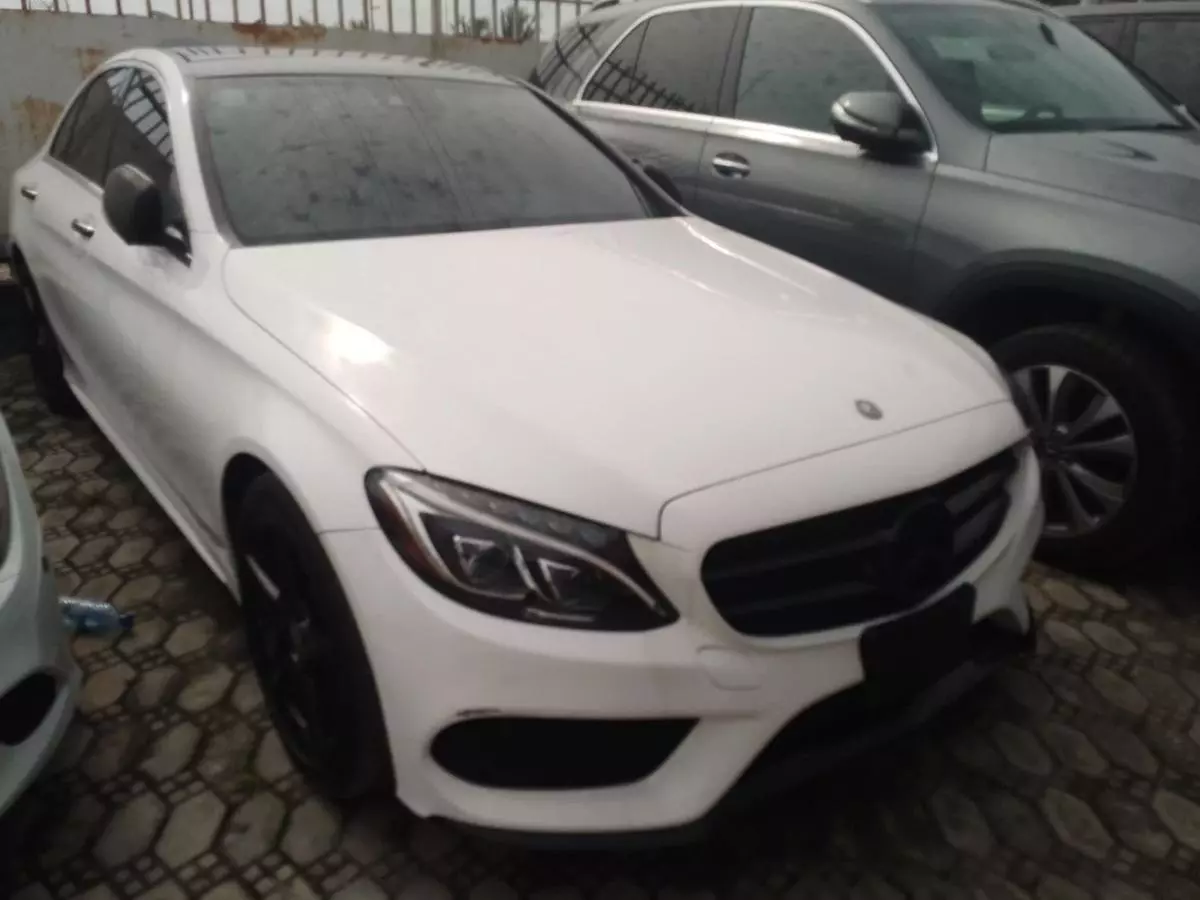 Mercedes-Benz C 300   - 2014