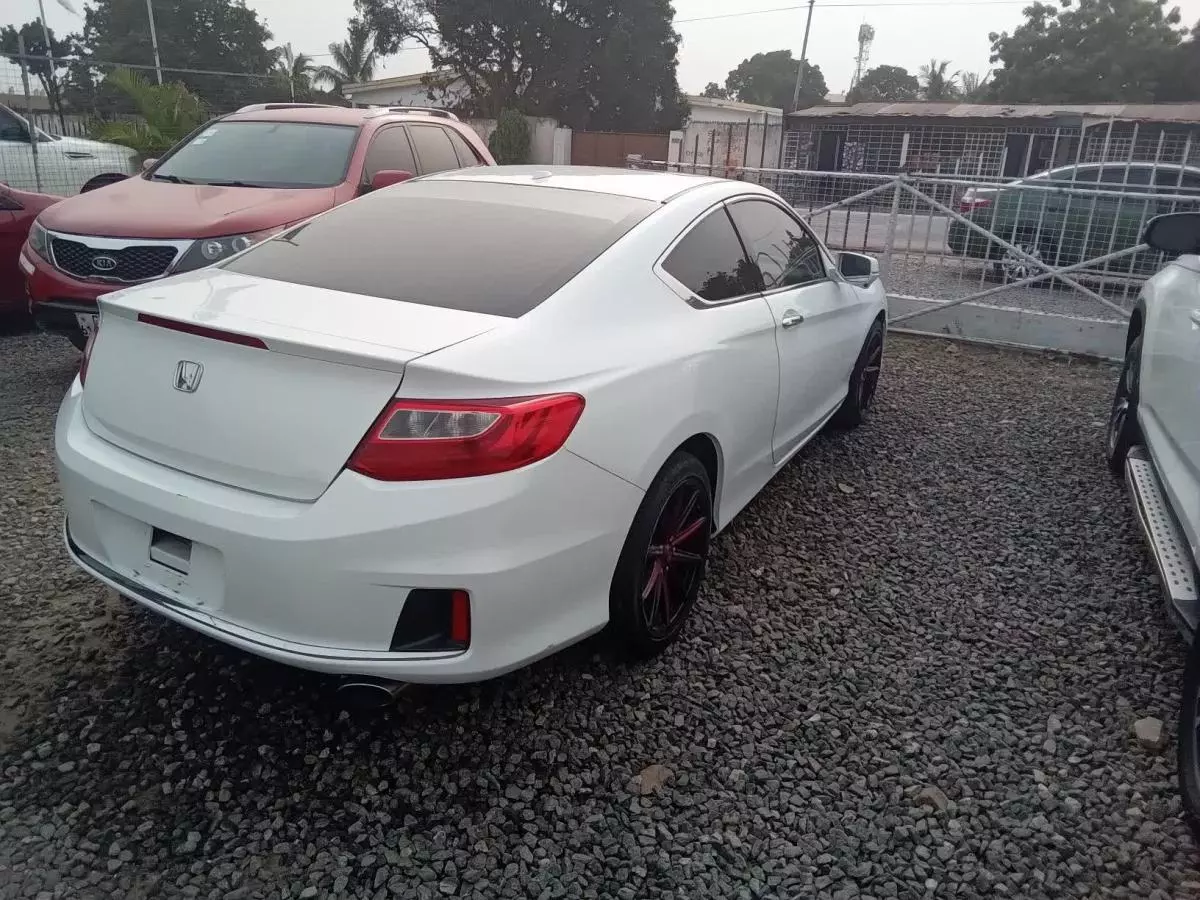 Honda Accord - 2014