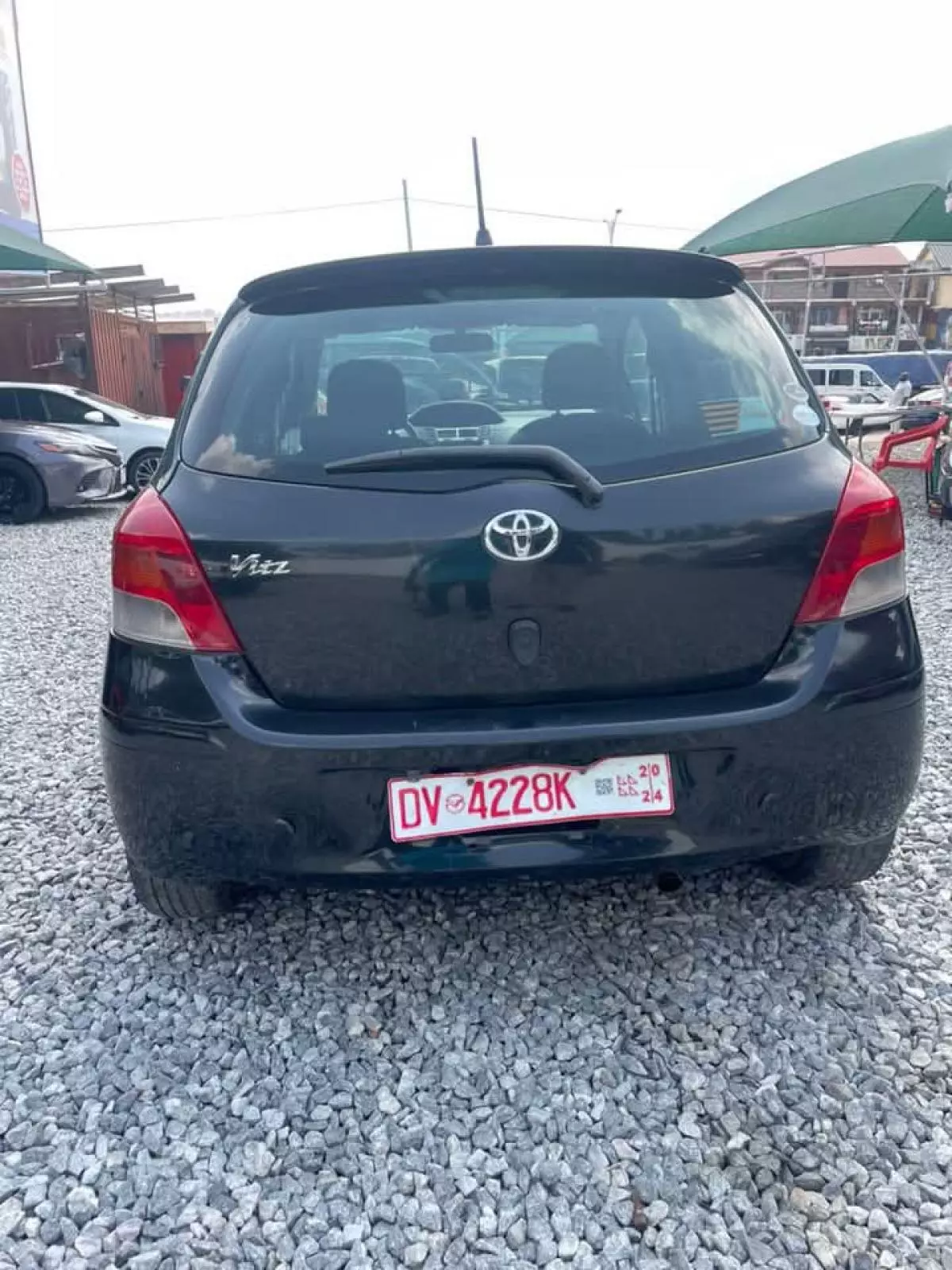 Toyota Vitz   - 2010