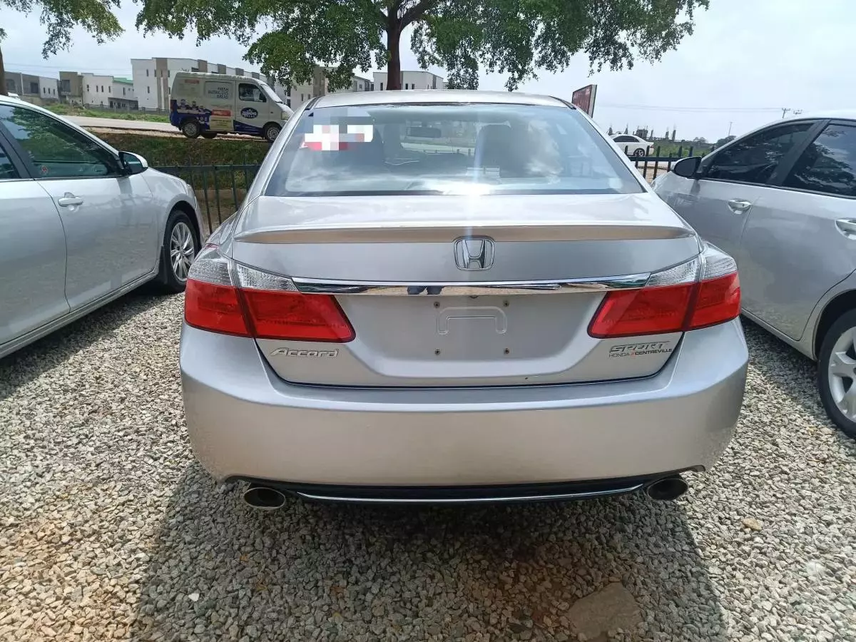 Honda Accord   - 2013