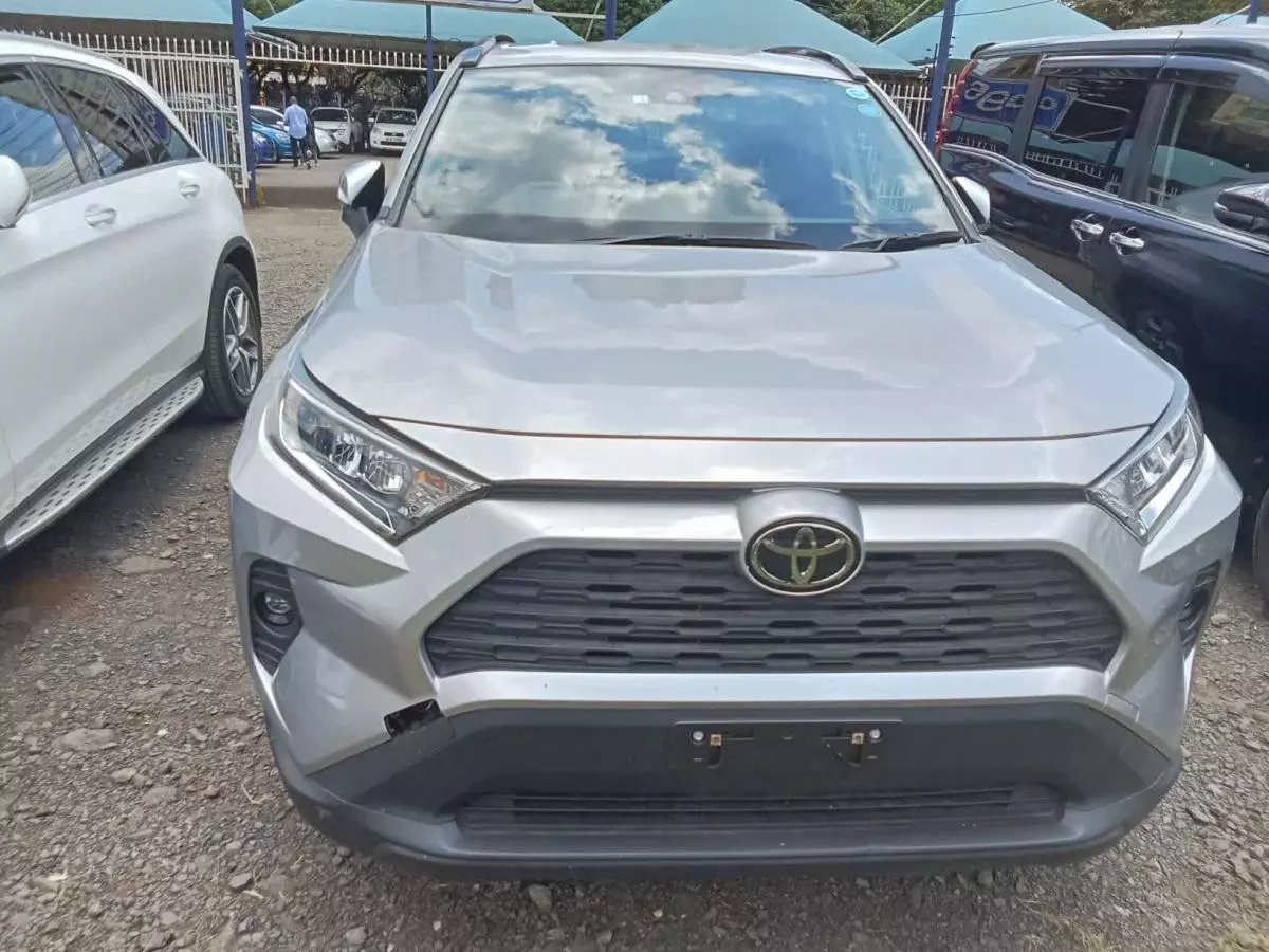 Toyota RAV 4   - 2020