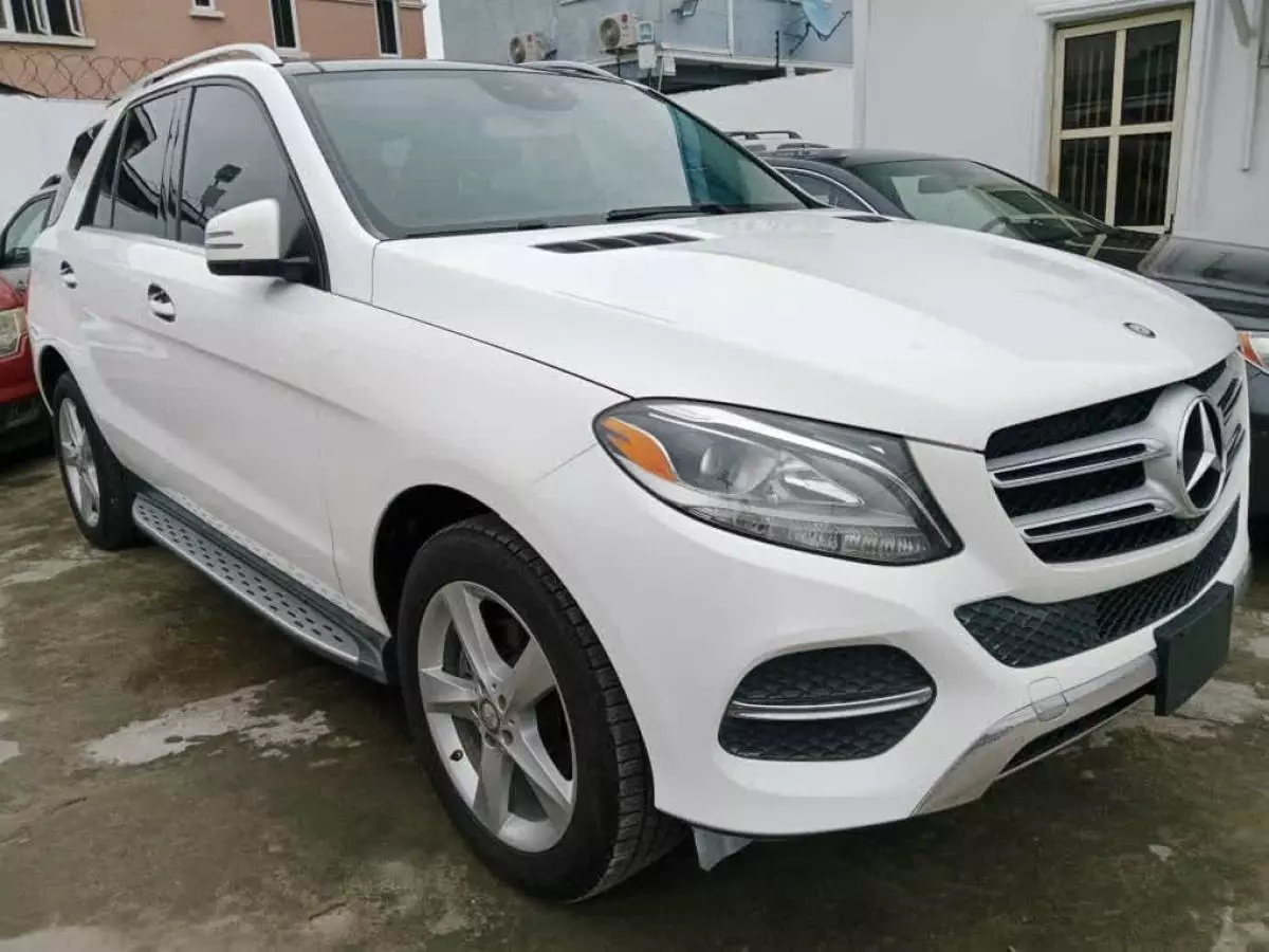 Mercedes-Benz GLE 350   - 2016