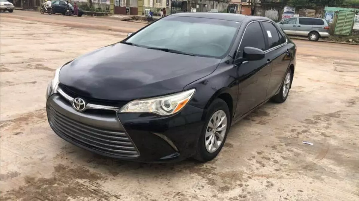 Toyota Camry   - 2015