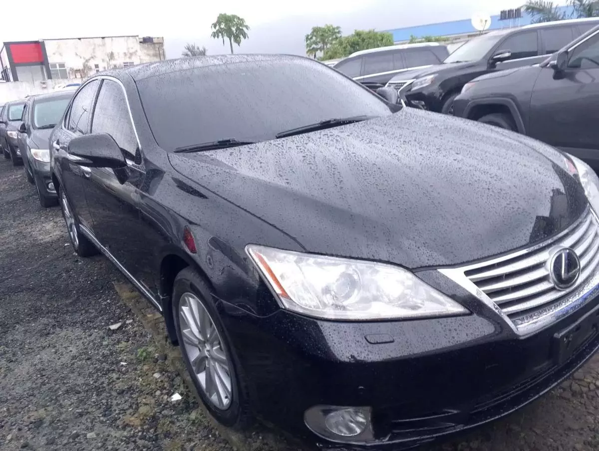 Lexus ES 350   - 2009