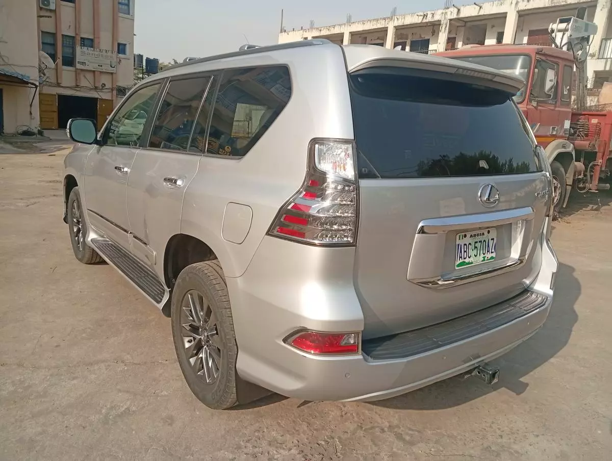 Lexus GX 460   - 2018