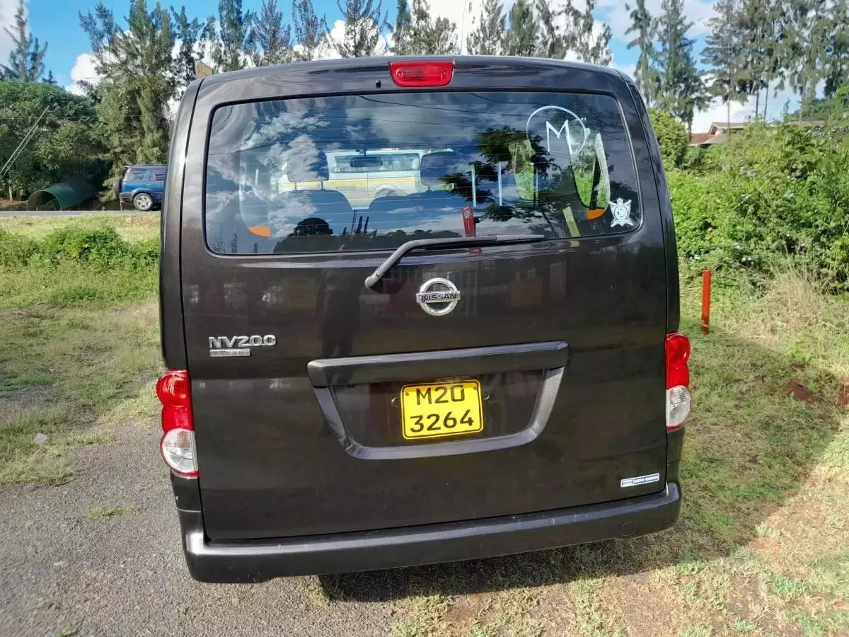 Nissan NV200   - 2016