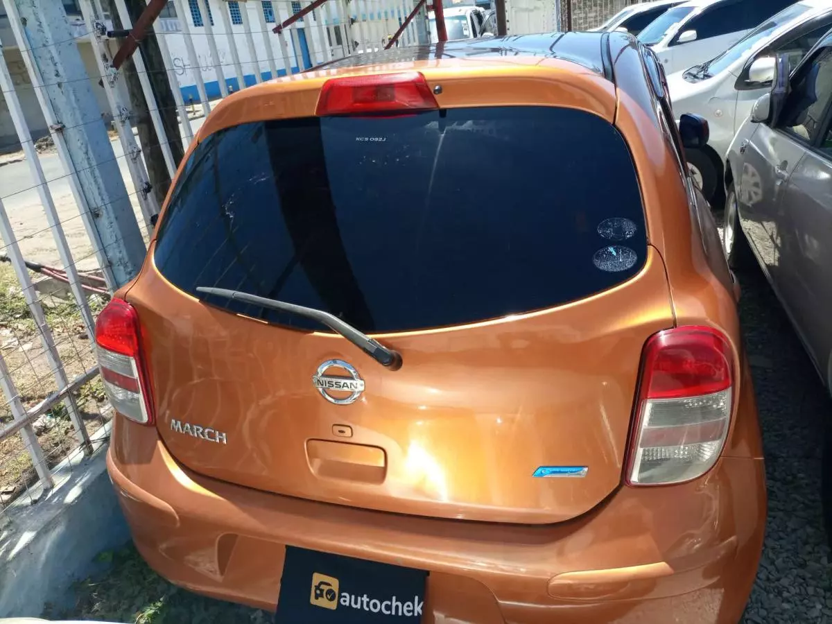 Nissan March - 2011
