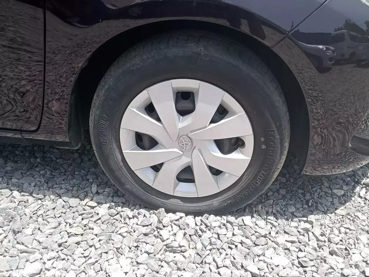 Toyota Vitz - 2015