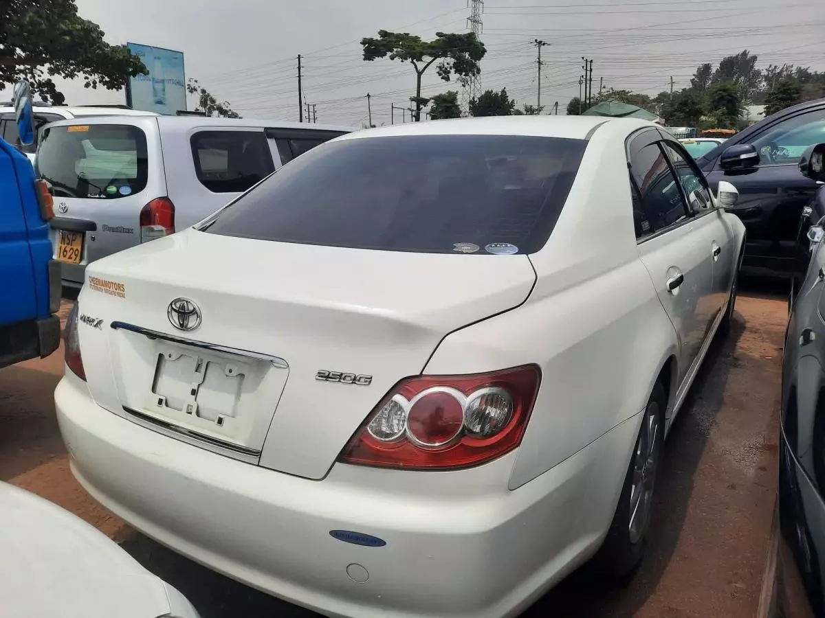 Toyota Mark X   - 2008