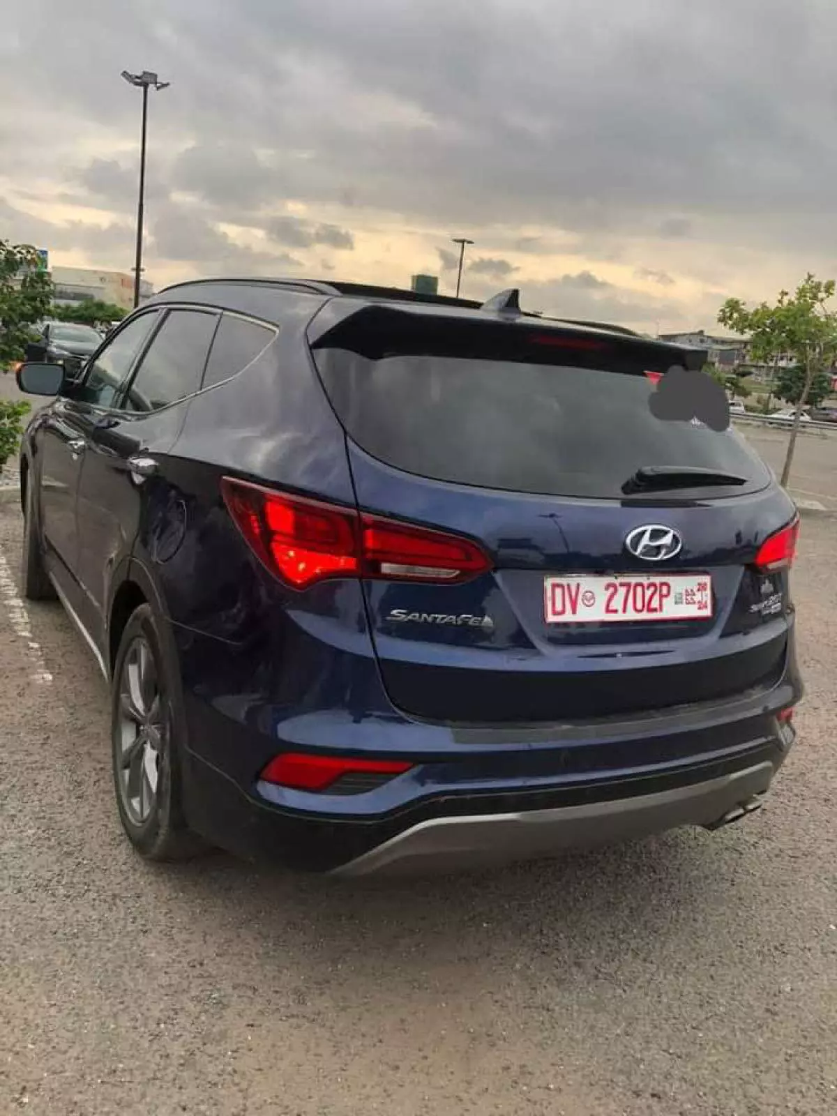 Hyundai Santa Fe   - 2017