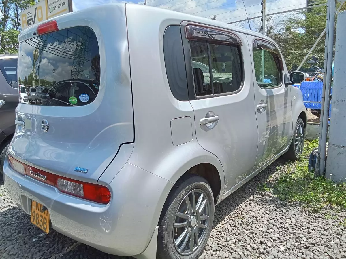 Nissan Cube   - 2015