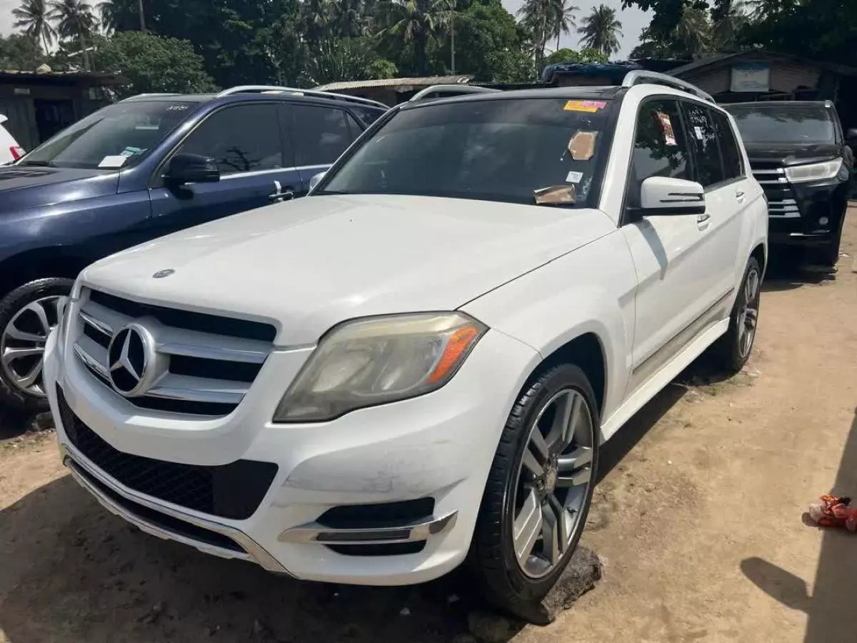 Mercedes-Benz GLK 350   - 2014