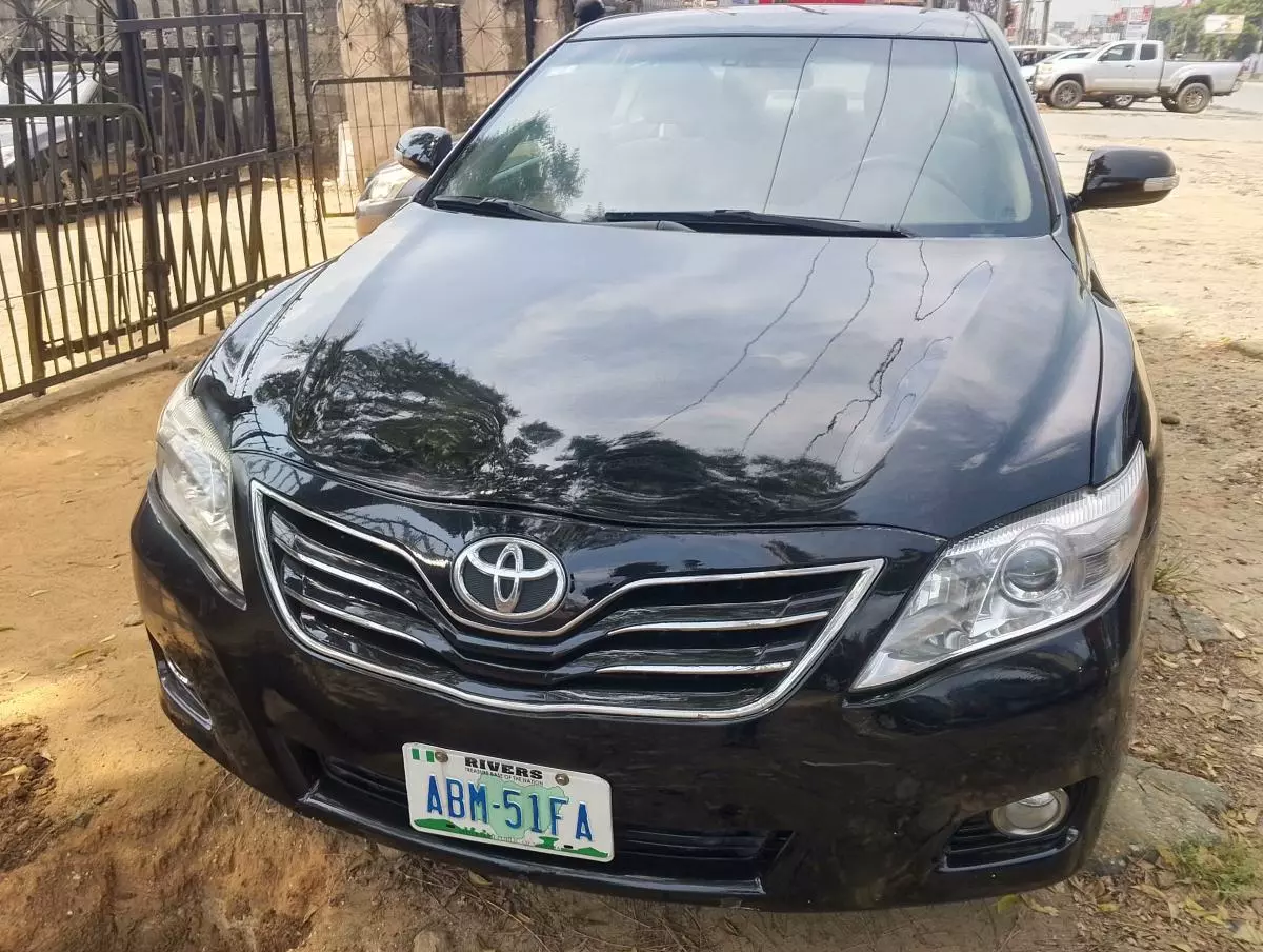 Toyota Camry   - 2008