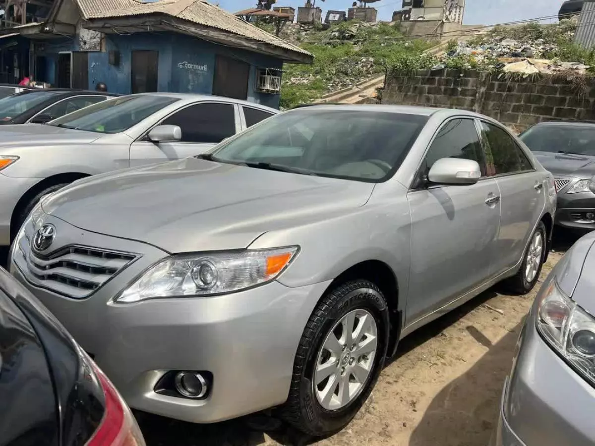 Toyota Camry   - 2007