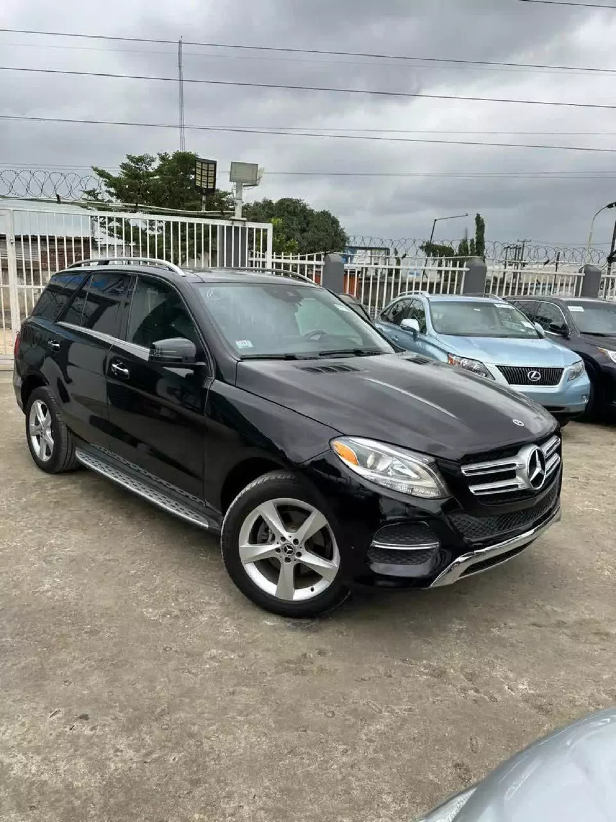 Mercedes-Benz GLE 350   - 2017