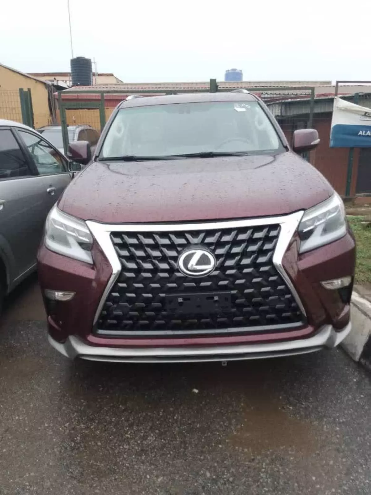 Lexus GX 460   - 2012