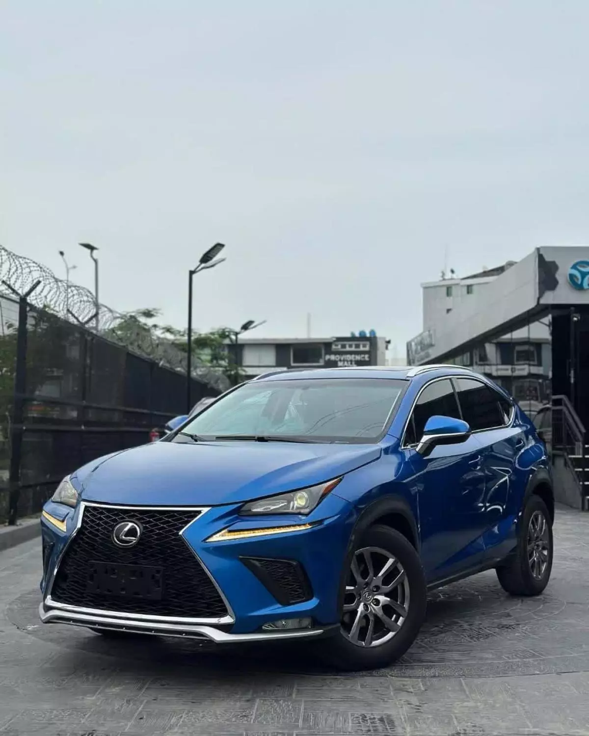 Lexus NX 200   - 2018