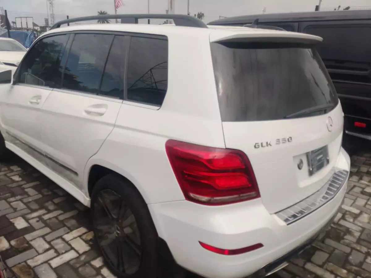 Mercedes-Benz GLK 350   - 2014