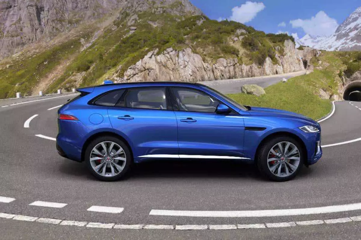 Jaguar F-Pace   - 2016