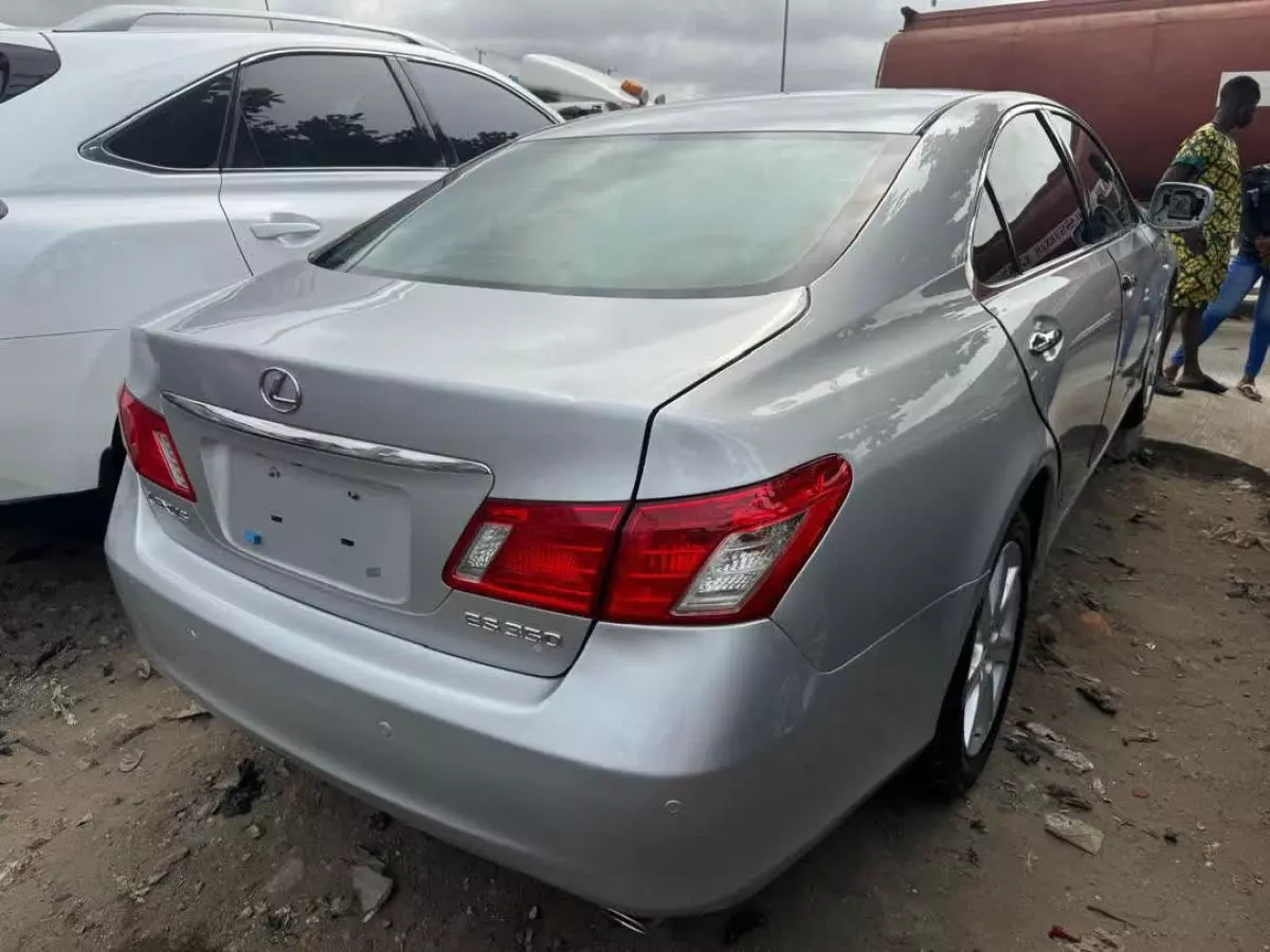 Lexus ES 350   - 2008