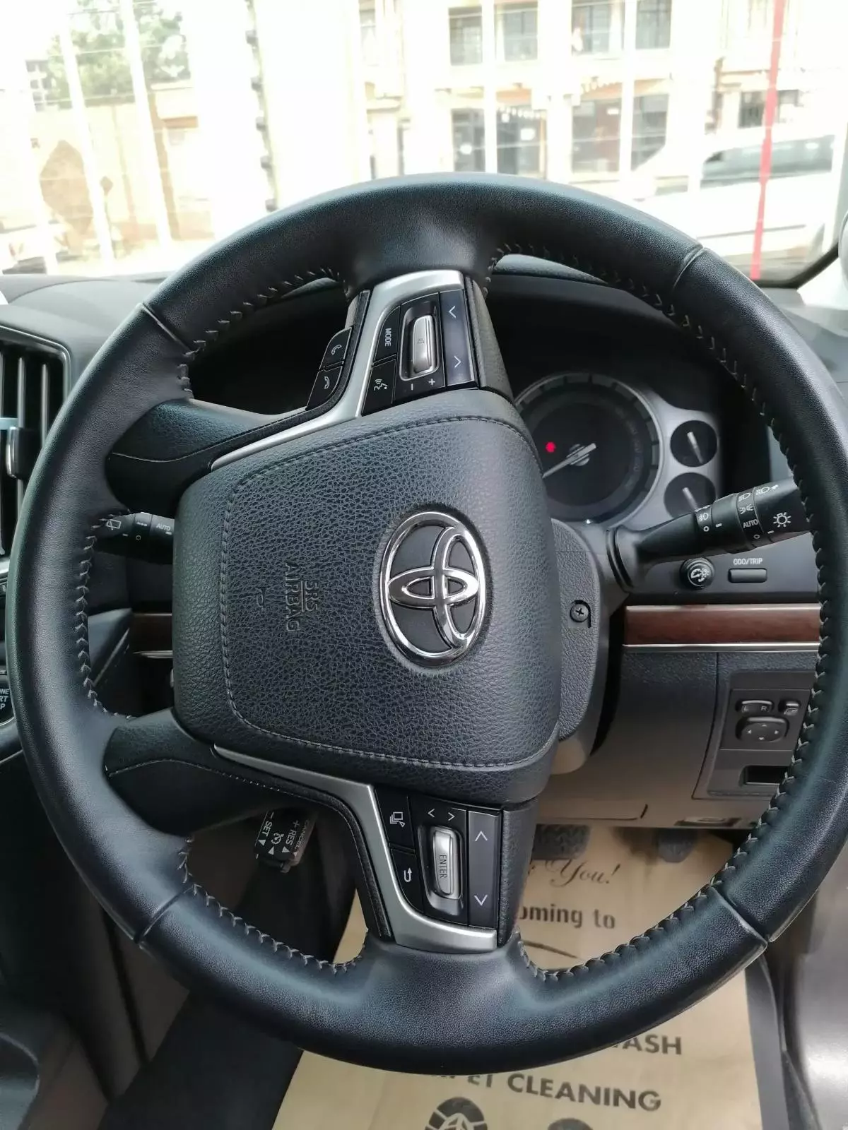 Toyota Landcruiser  V8 - 2015
