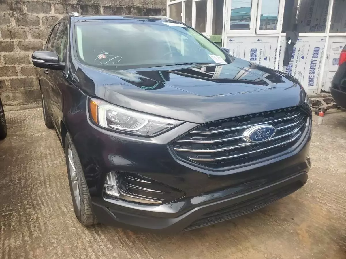 Ford Edge   - 2019