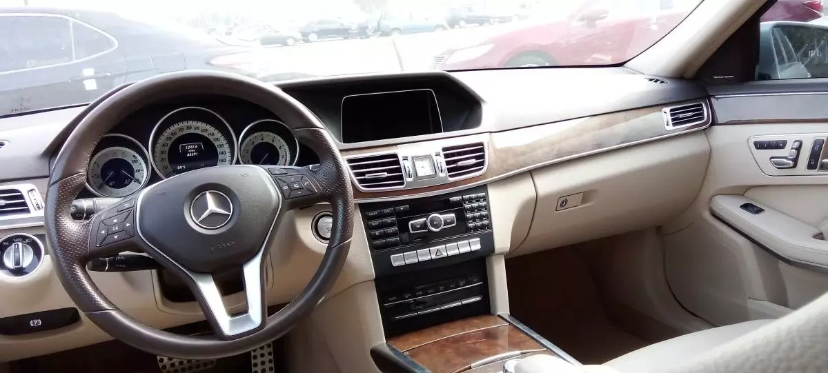 Mercedes-Benz E 350 - 2014