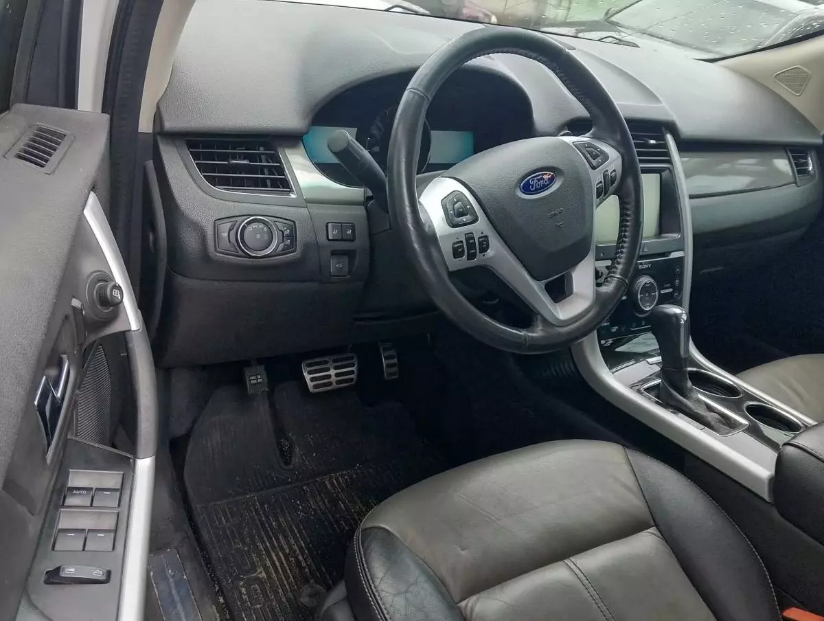 Ford Edge   - 2013