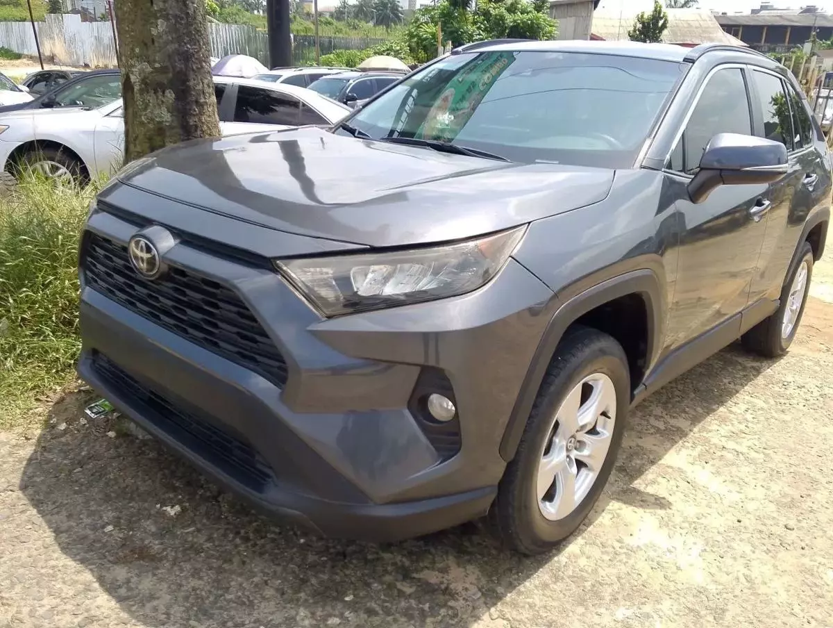 Toyota RAV 4   - 2022