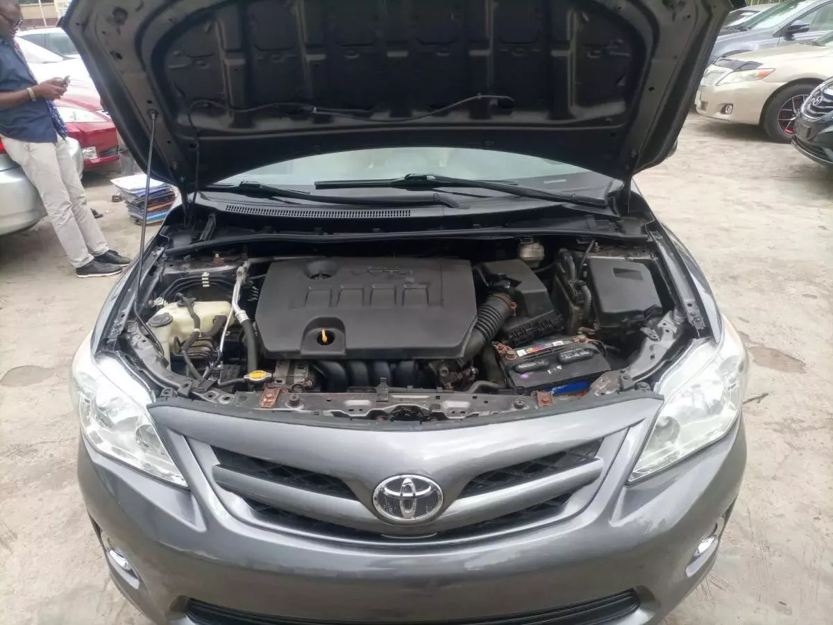 Toyota Corolla   - 2013